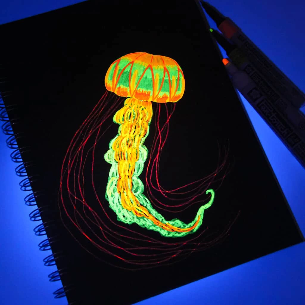 Budget π 6 Packs: 4 ct. (24 total) Pen Touch® Florescent Medium Tip Marker Set by Sakura π₯° 7 Budget π 6 Packs: 4 ct. (24 total) Pen Touch® Florescent Medium Tip Marker Set by Sakura π₯° - Image 5