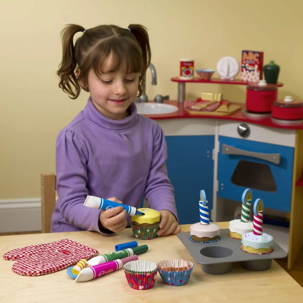 Discount π― Melissa & Doug® Bake & Decorate Cupcake Set π 4 Discount π― Melissa & Doug® Bake & Decorate Cupcake Set π - Image 2